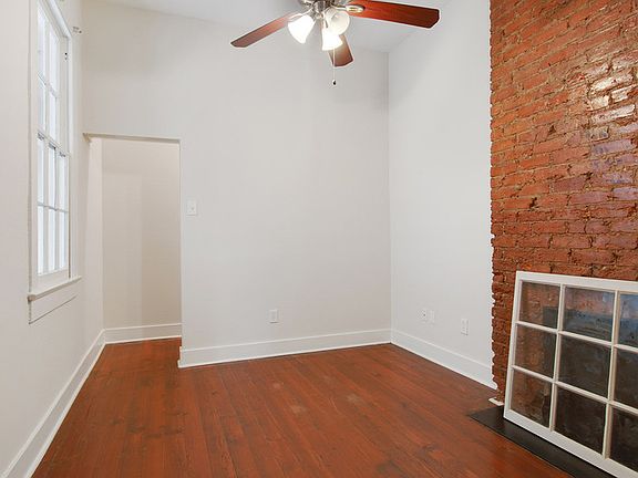2nd image of 1747 Josephine St