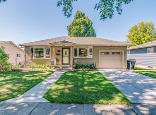 1108 N 19th St, Bismarck, ND 58501