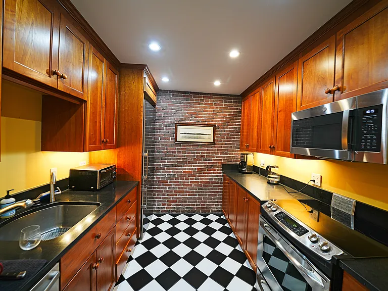 28-32 Atlantic Ave #620 — Photo 6