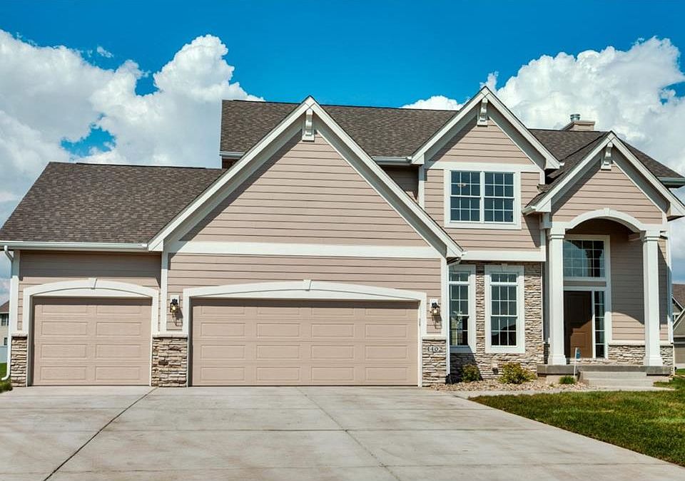 1st image of 4402 SW Driftwood Ct