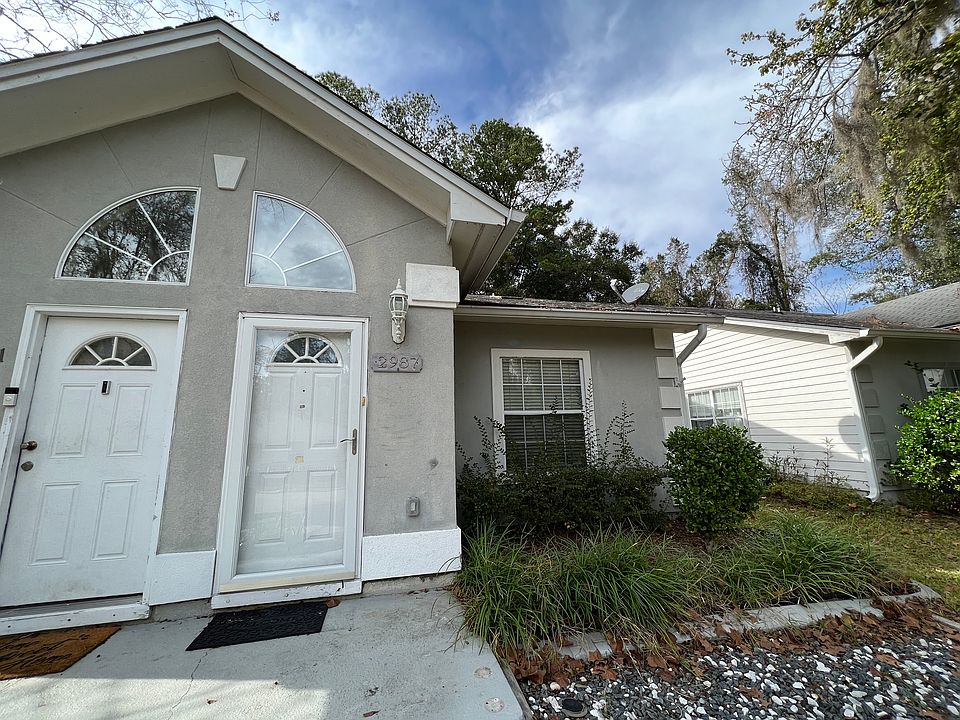 1st image of 2987 Royal Palm Way