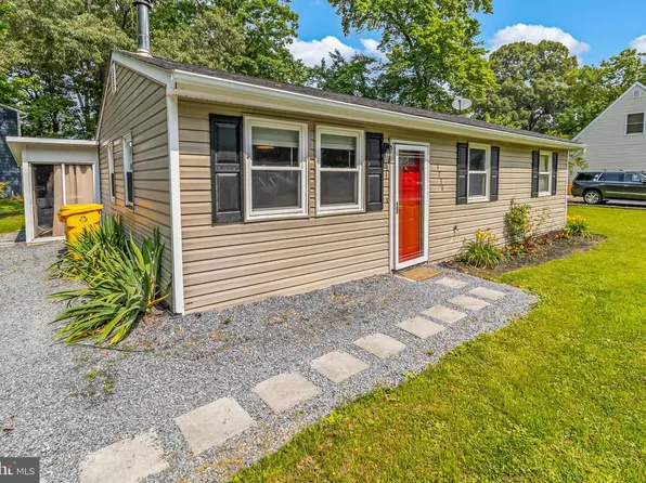 4738 Washington Ave, Shady Side, MD 20764