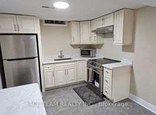5081 Guildwood Way, Mississauga, ON L5R 2R7