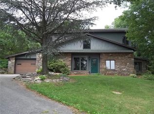 3072 High Hill Rd, Slatington, PA 18080