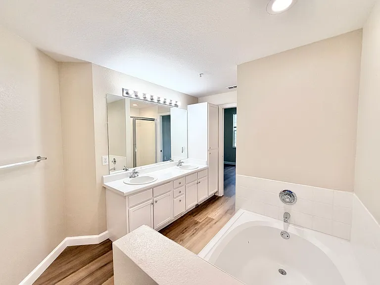 7925 Preserve Cir #328 — Photo 14