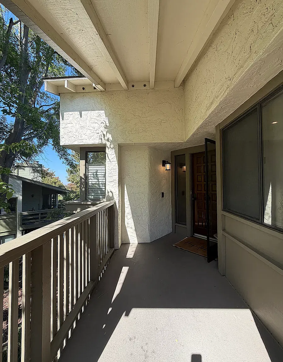 2 bed, 1626 sqft, $3,500 — Photo 2