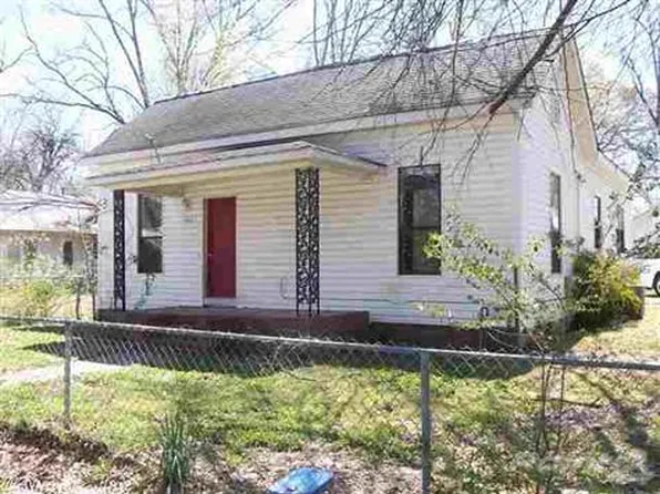 603 McHenry St, Malvern, AR 72104