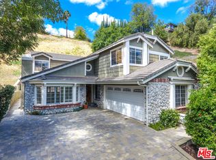 22759 Pera Rd, Woodland Hills, CA 91364