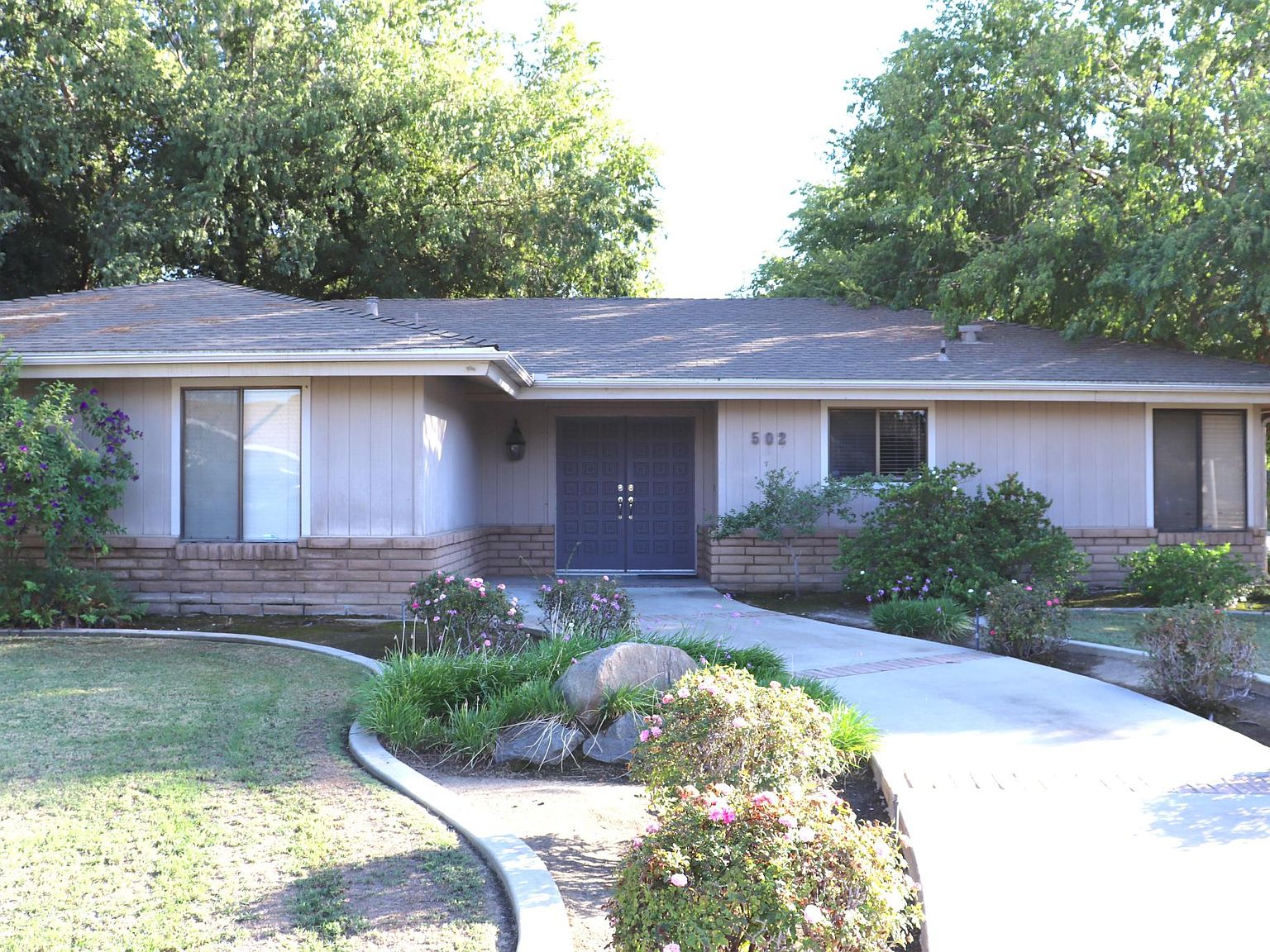 502 E Davis Dr, Dinuba, CA 93618 Zillow