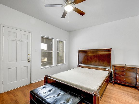 5th image of 2529 Rio Grande St APT 12