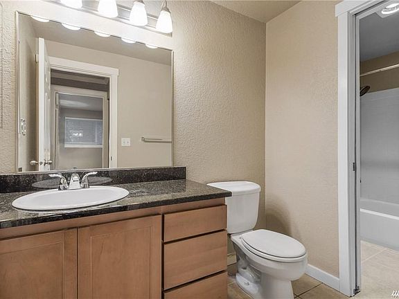 3rd image of 10008 NE 120th Ln APT C303