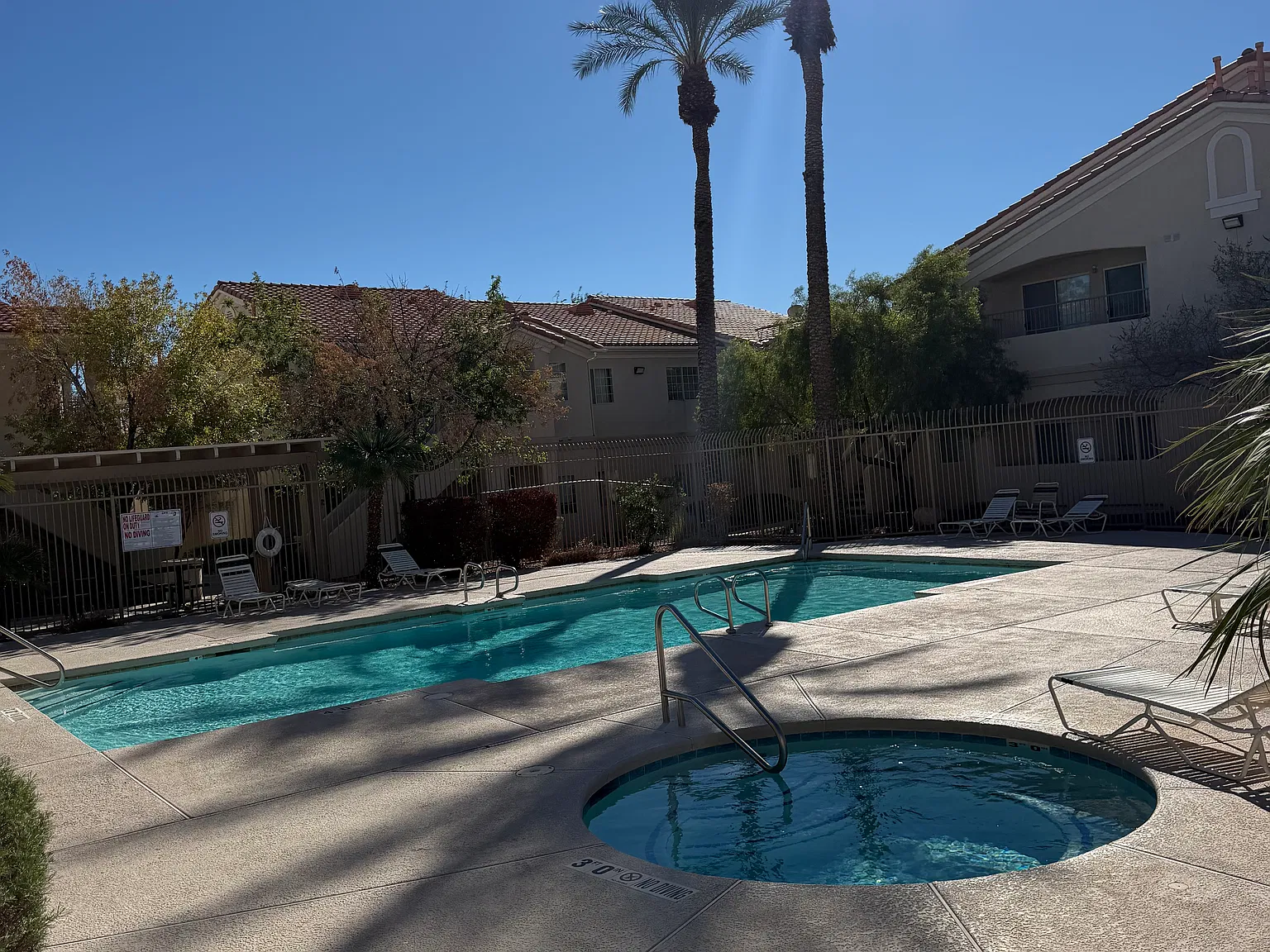 2 bed, 968 sqft, $1,295 — Photo 3