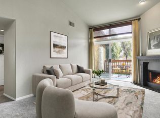 42140 Lyndie Ln UNIT 26, Temecula, CA 92591