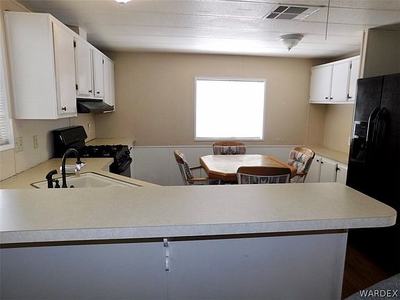 3rd image of 2960 Silver Creek Rd #155
