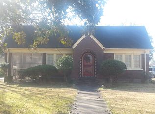 1107 River Rd, Greenwood, MS 38930