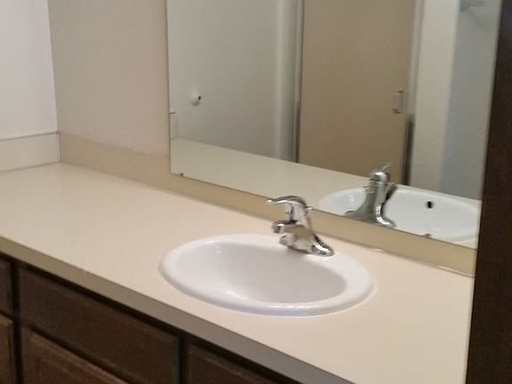 4th image of 3400 W 1st Pl APT 09