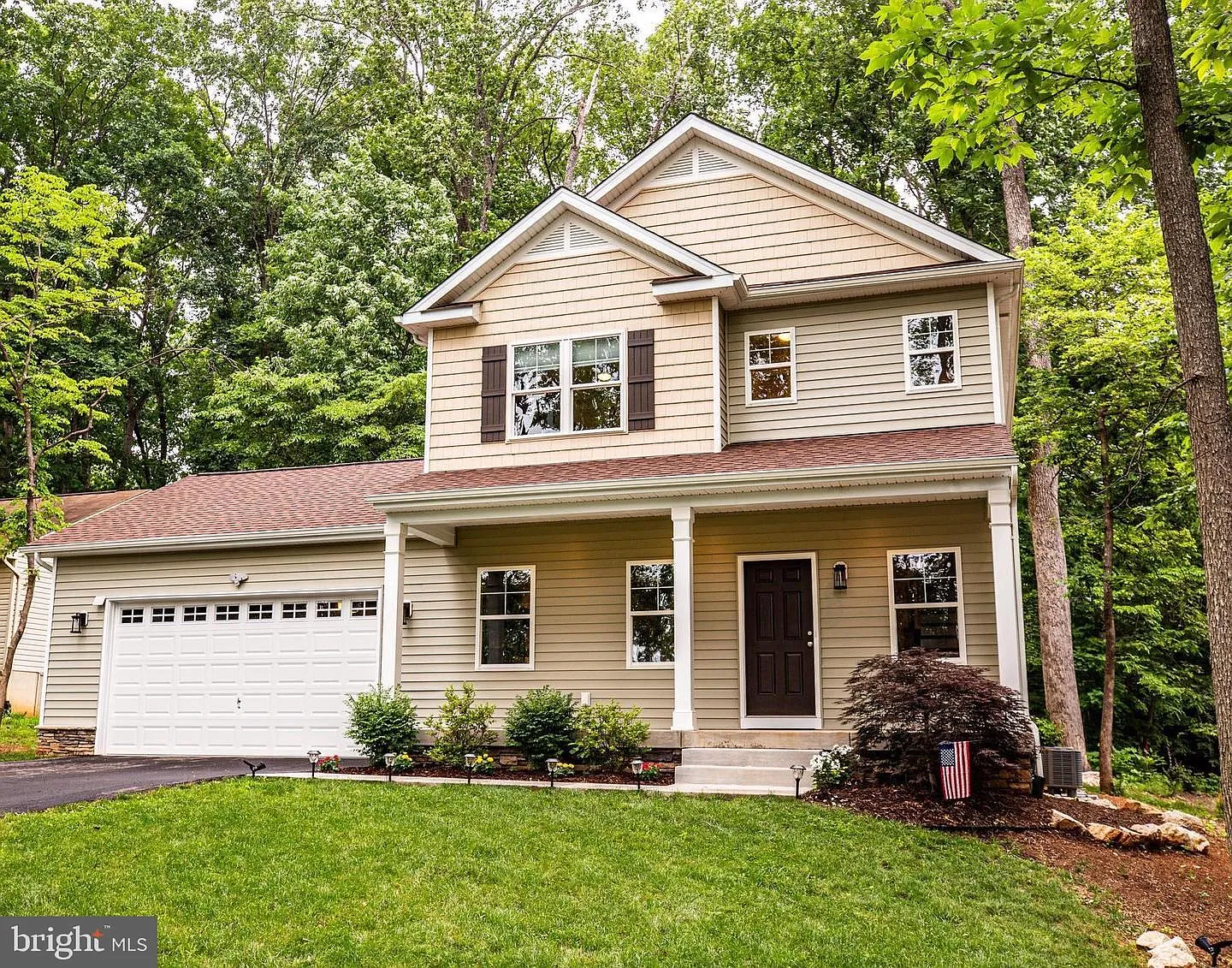 3106 Lakeview Pkwy photo 1