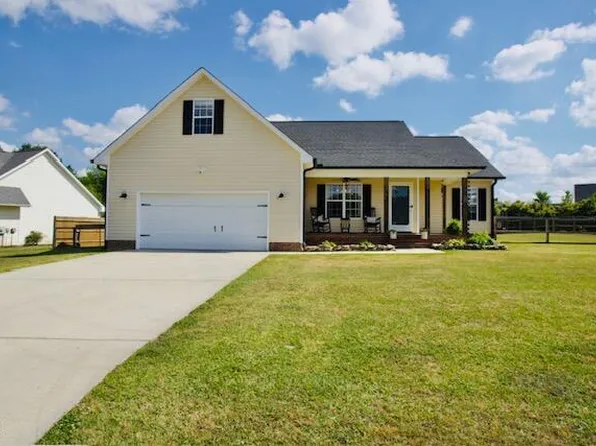 50 Waterford Dr, Angier, NC 27501