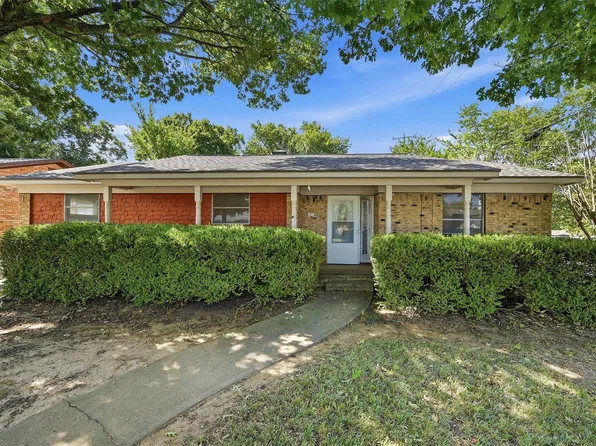 1214 Glasgow Dr, Sherman, TX 75092