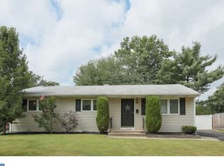 36 Eaton Rd, Bordentown, NJ 08505