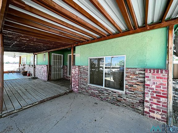 3rd image of 3202 S Lea Ave