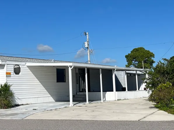 32 Serendipity Blvd #32, North Fort Myers, FL 33903