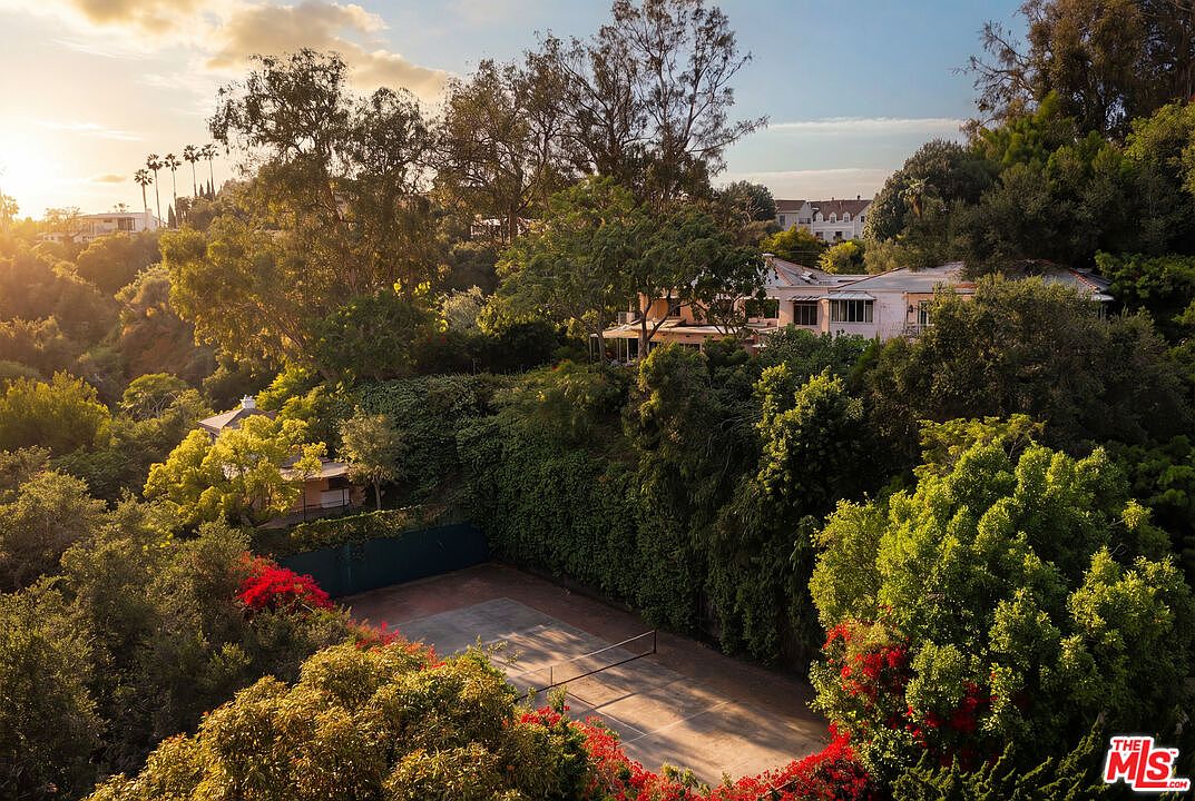 10934 Bellagio Rd — Bel Air Country Club