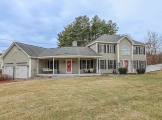 12 Brandy Cir, Litchfield, NH 03052