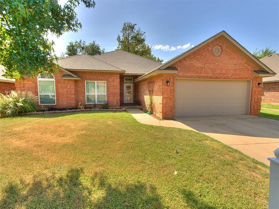 1st image of 2713 Weymouth Way