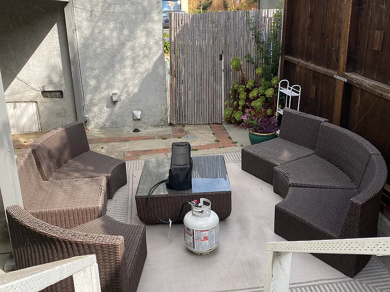 2522 Montana Ave — Photo 19