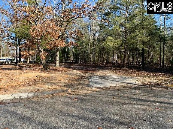 5th image of 483 Smallwood Dr
