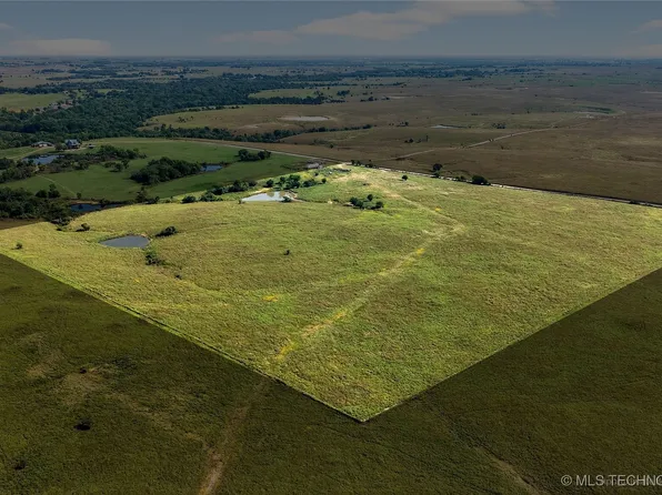 2 230th Rd, Nowata, OK 74048