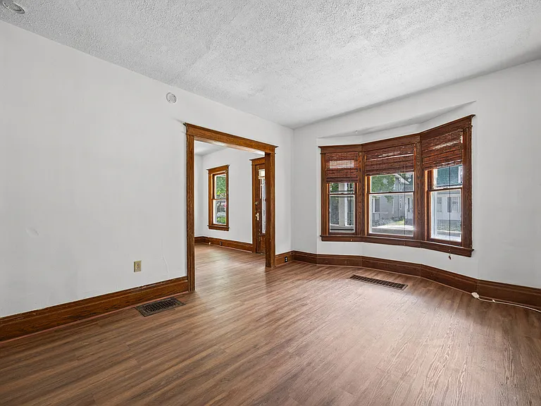 10 Bly St #1 — Photo 5