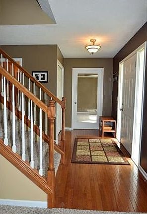 2nd image of 1527 Settlers Hill Dr