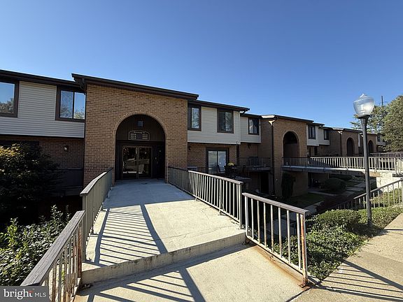 2nd image of 5020 W Brigantine Ct #5020