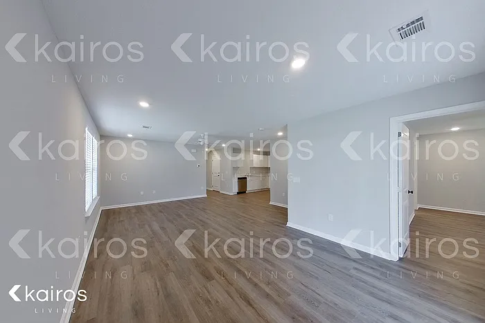 108 Cottage Grove Rd — Photo 9