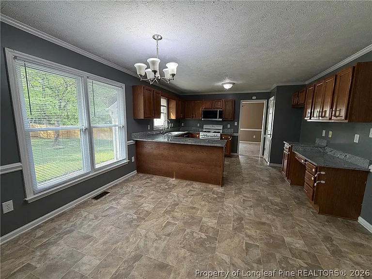 637 Spy Glass Dr — Photo 4
