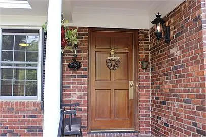 2328 Armistead Rd — Photo 5