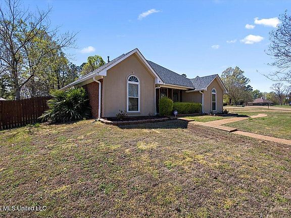 2nd image of 314 Avalon Way