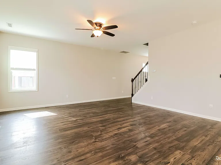 317 Lanier Pl — Photo 7