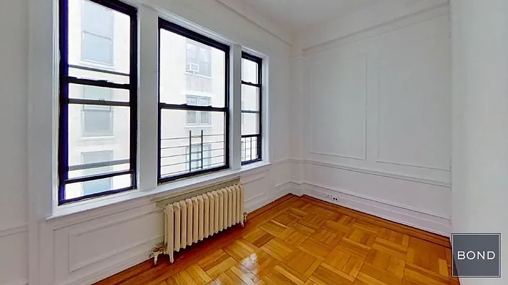 Rented by Bond New York | media 3