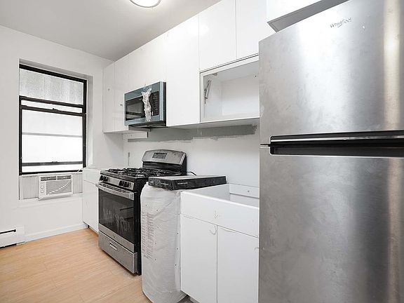 5th image of 1644 Madison Ave #3C