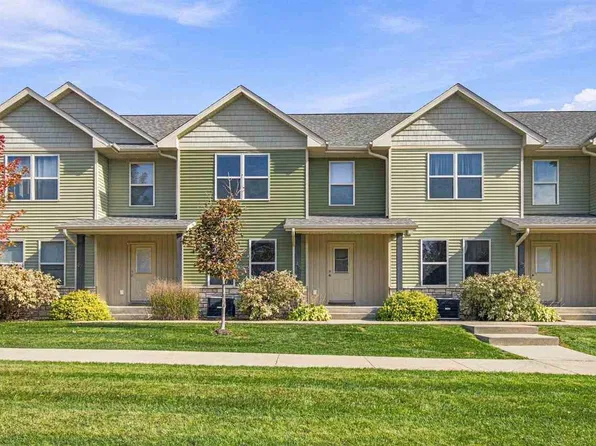 45 Renee Ln, Tiffin, IA 52340