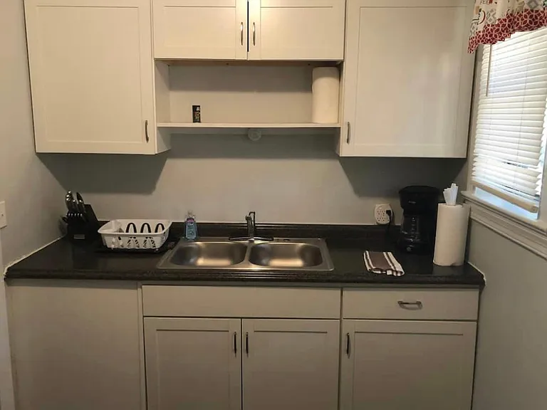 1710 Sumner Ave — Photo 6