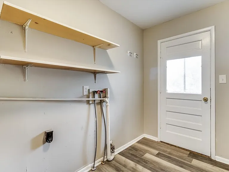 4551 S Walnut Ave — Photo 21