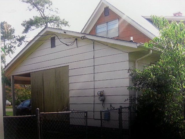 2nd image of 482 Sandhill Dr