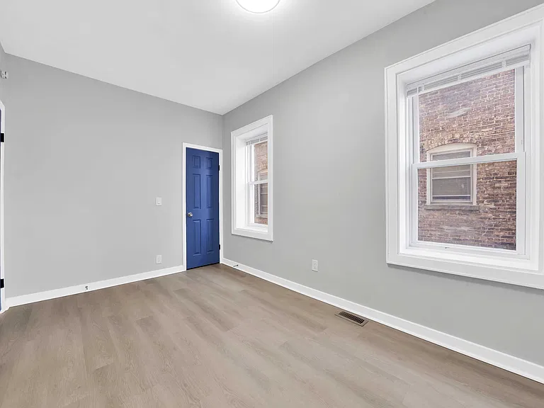 41 W 14th Pl #1 — Photo 12