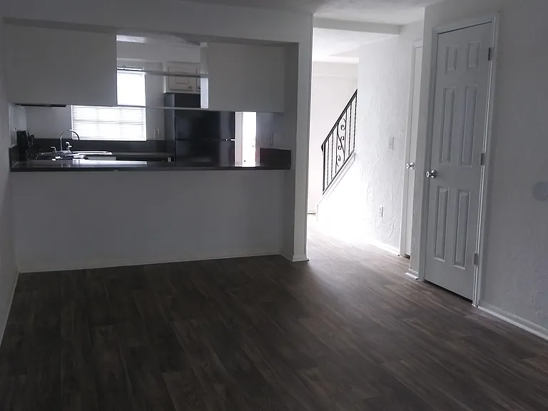 Oak Ridge Apartments — Photo 42