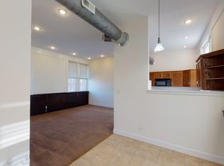 320 S 2nd St, Leavenworth, KS 66048