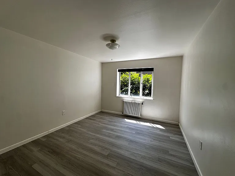 1800 Taylor Ave N #2 — Photo 12
